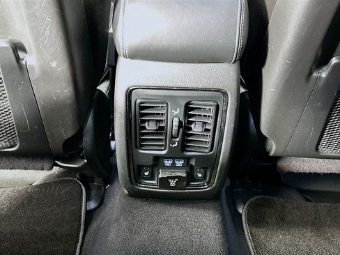 Used 2020 Dodge Durango SRT w/ Trailer Tow Group IV image 28