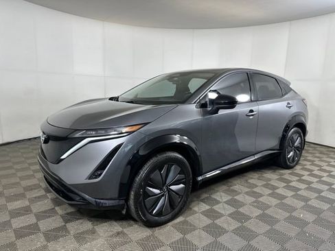 Used 2023 Nissan Ariya AWD image 7