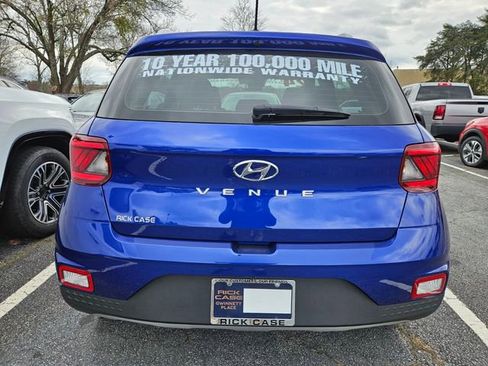 Used 2024 Hyundai Venue SEL image 7