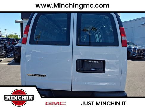 Certified 2024 Chevrolet Express 2500 w/ Driver Convenience Package RWD image 5