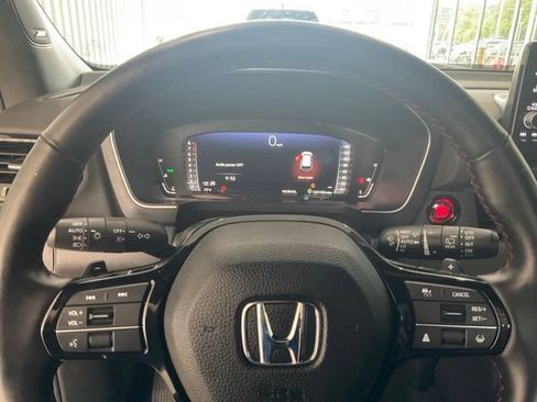 Certified 2025 Honda Pilot Black Edition image 8