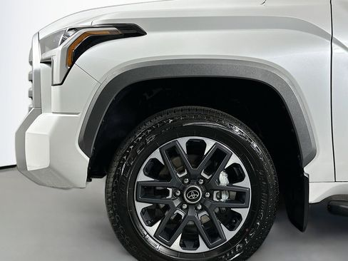 Used 2024 Toyota Tundra Limited w/ Power Package AWD/4WD image 12