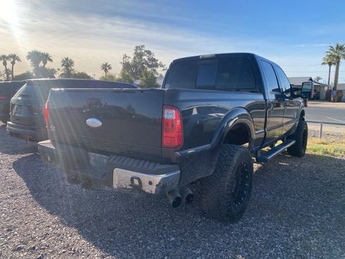 Used 2012 Ford F250 Lariat image 4