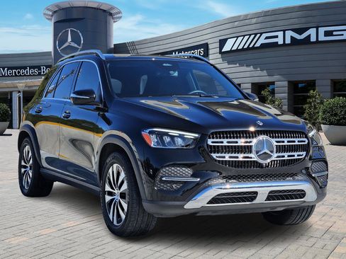 Certified 2025 Mercedes-Benz GLE 450 4MATIC image 2