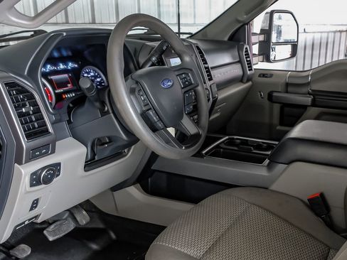 Used 2022 Ford F350 XLT w/ XLT Premium Package AWD/4WD image 14