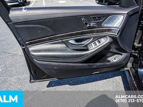Used 2020 Mercedes-Benz S 560 Sedan w/ AMG Line Exterior image 50