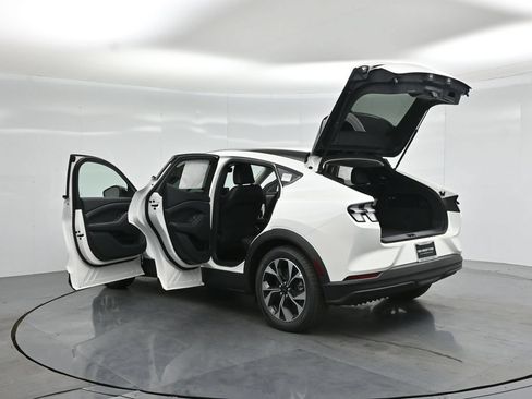 New 2026 Ford Mustang Mach-E Select RWD image 31