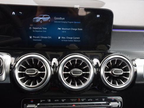 Certified 2023 Mercedes-Benz EQB 300 4MATIC image 27