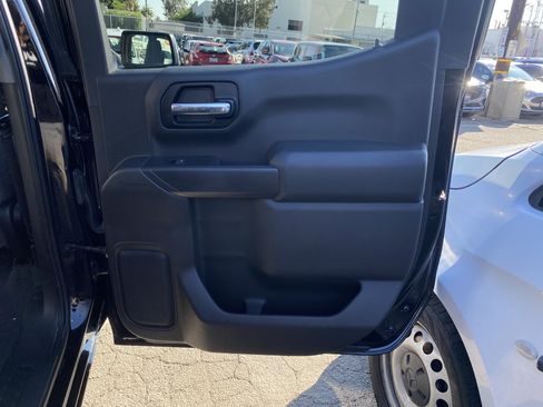 Used 2019 Chevrolet Silverado 1500 LT w/ All-Star Edition RWD image 18