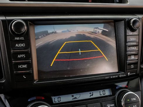 Used 2016 Toyota RAV4 XLE FWD image 28