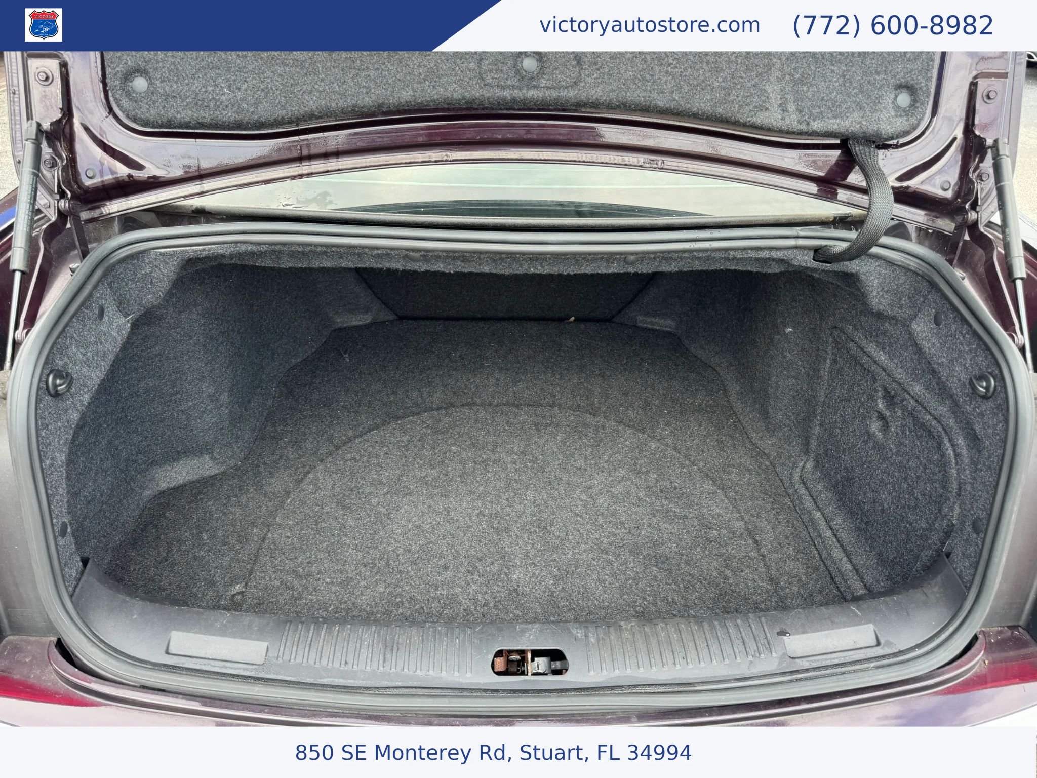 Used 2010 Cadillac CTS Luxury RWD image 12