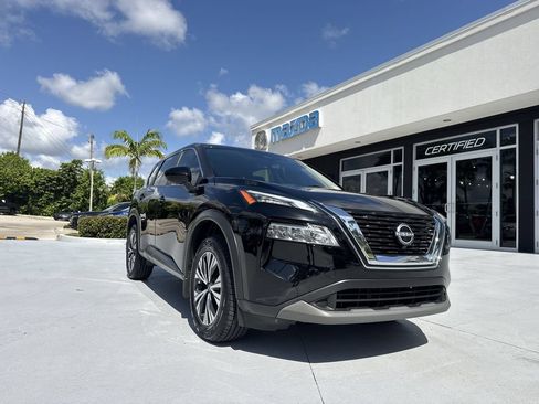 Used 2023 Nissan Rogue SV FWD image 30