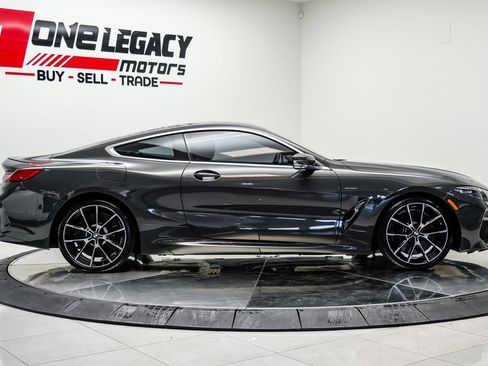 Used 2022 BMW M850i xDrive Coupe w/ Driving Assistance Package AWD/4WD image 5