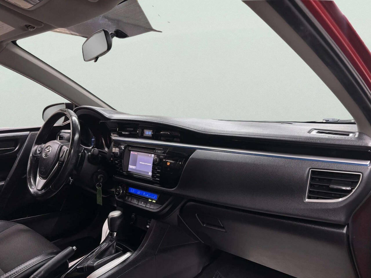 Used 2014 Toyota Corolla S FWD image 21