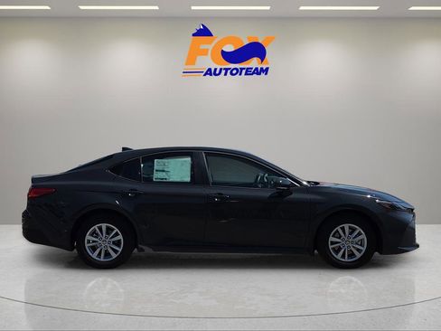 New 2026 Toyota Camry LE FWD image 5