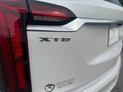 Used 2020 Cadillac XT6 Premium Luxury image 9