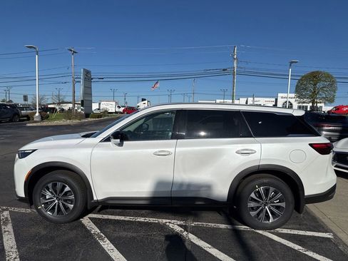 New 2026 INFINITI QX60 Pure AWD/4WD image 7