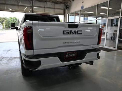 New 2026 GMC Sierra 2500 Denali Ultimate AWD/4WD image 6