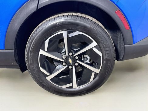 Used 2026 Chevrolet Equinox EV LT image 27