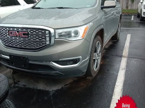 Used 2019 GMC Acadia Denali w/ Technology Package AWD/4WD image 1