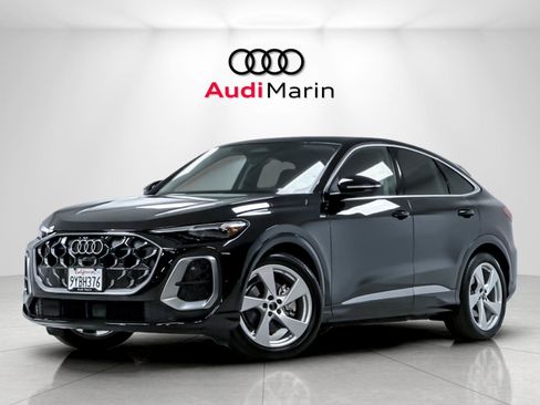 Used 2025 Audi Q5 Prestige w/ 20" Wheel Package AWD/4WD image 1