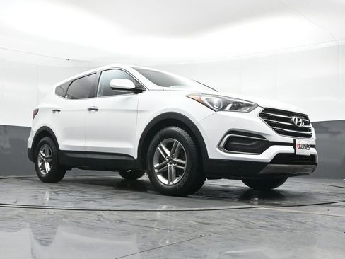 Used 2018 Hyundai Santa Fe Sport AWD/4WD image 45