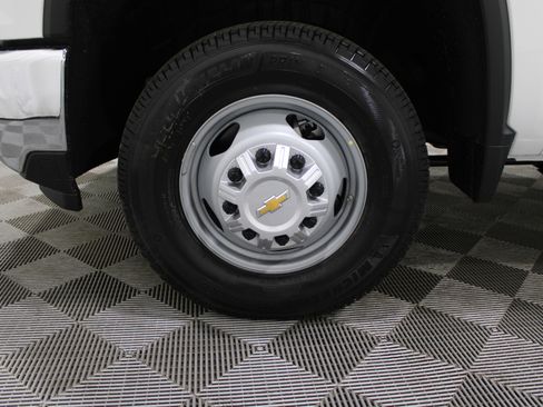 New 2026 Chevrolet Silverado 3500 W/T image 35