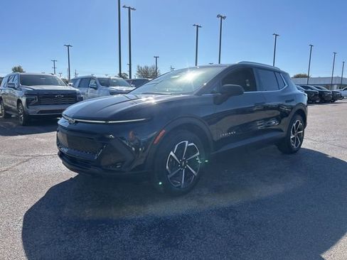New 2026 Chevrolet Equinox EV LT image 7