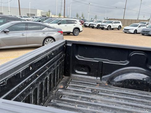 Used 2013 Ford F150 XLT w/ Luxury Equipment Group RWD image 17