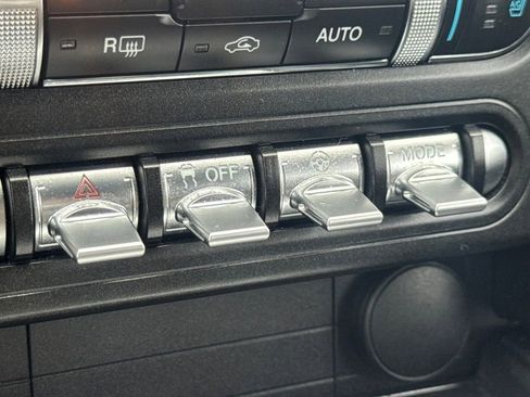 Used 2019 Ford Mustang GT image 44