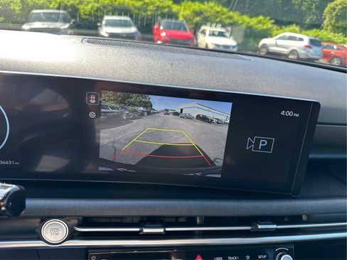 Certified 2025 Hyundai Tucson SEL AWD/4WD image 16