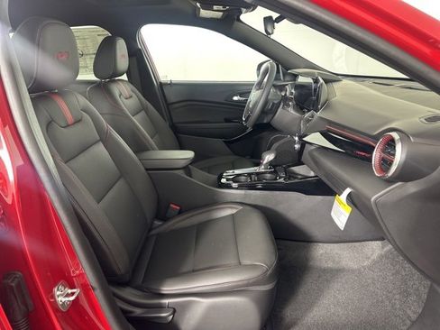 New 2026 Chevrolet Trax RS w/ Sunroof Package image 13