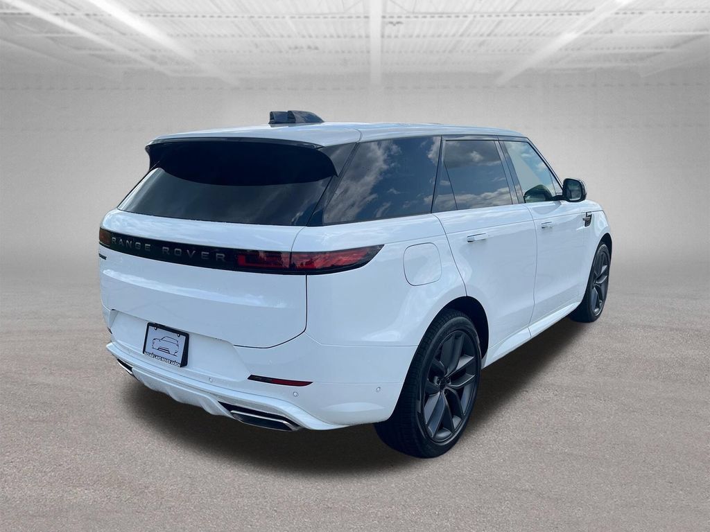 New 2026 Land Rover Range Rover Sport Dynamic SE AWD/4WD image 5
