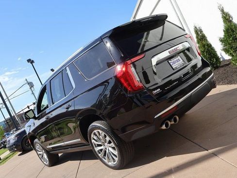 Certified 2024 GMC Yukon Denali w/ Advanced Technology Package AWD/4WD image 5