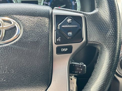 Used 2017 Toyota 4Runner SR5 Premium AWD/4WD image 21