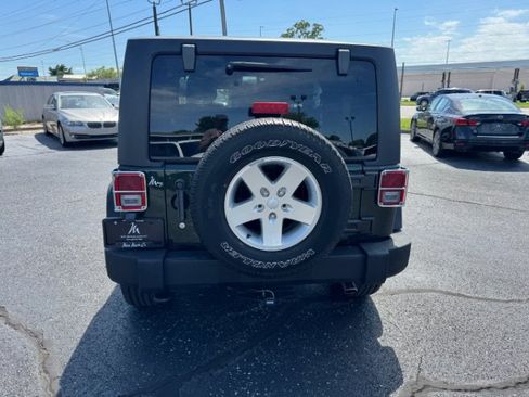 Used 2011 Jeep Wrangler Sport AWD/4WD image 5