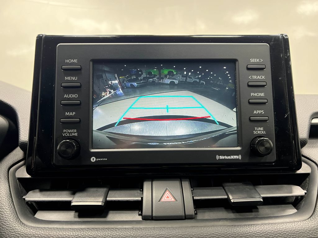 Used 2020 Toyota RAV4 XLE AWD/4WD image 11