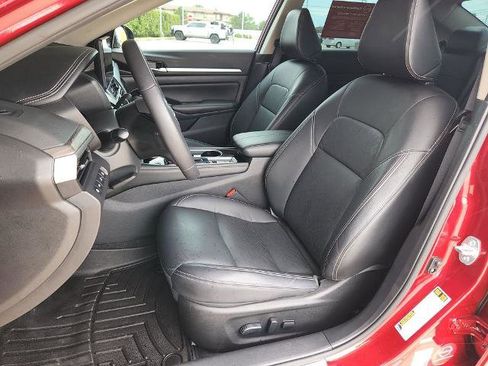 Certified 2024 Nissan Altima 2.5 SL FWD image 12