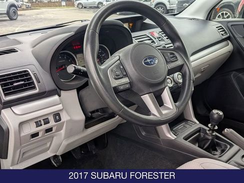Used 2017 Subaru Forester 2.5i Premium AWD/4WD image 13