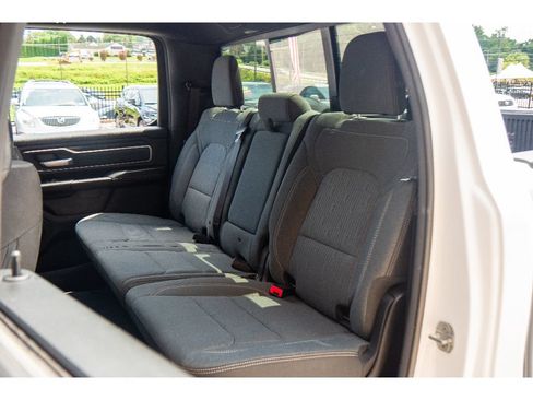 Used 2023 RAM 1500 Big Horn AWD/4WD image 18
