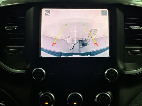 Used 2019 RAM 1500 Big Horn RWD image 7