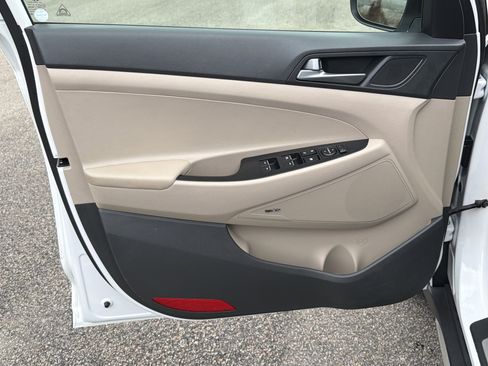 Used 2017 Hyundai Tucson Limited image 21