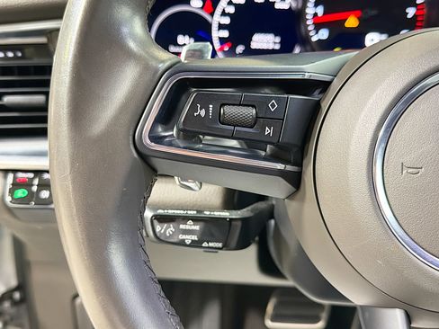 Certified 2021 Porsche Panamera 4S image 36