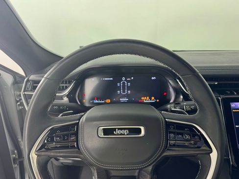 Used 2023 Jeep Grand Cherokee L Overland w/ Trailer Tow Group (B) image 23