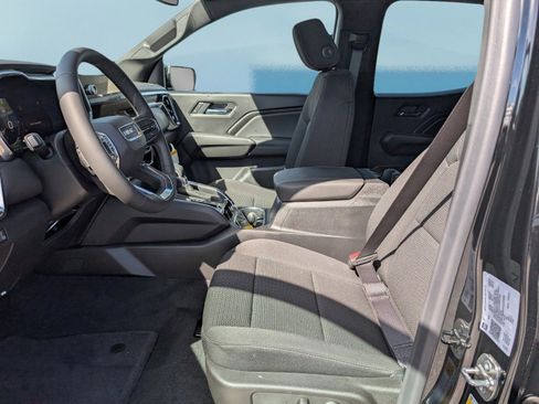 New 2026 GMC Canyon Elevation w/ Convenience Package image 17