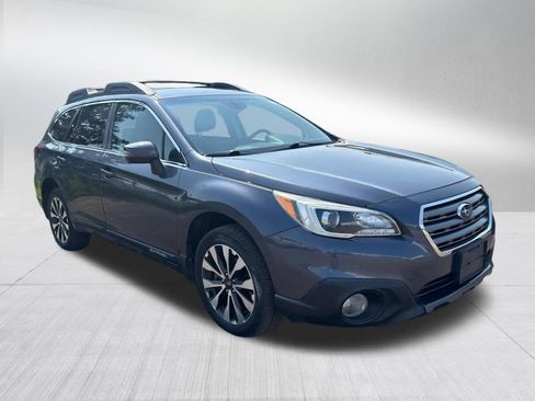 Used 2017 Subaru Outback 3.6R Limited AWD/4WD image 4