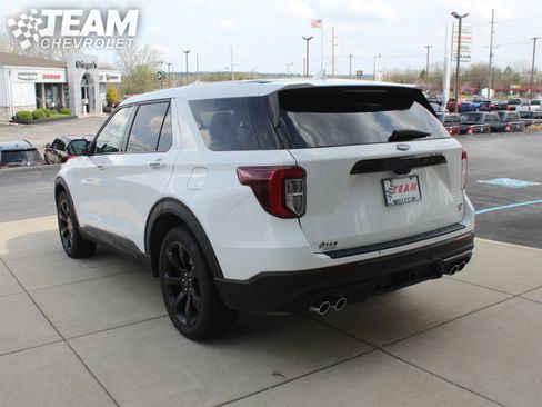 Used 2022 Ford Explorer ST w/ Equipment Group 401A image 6