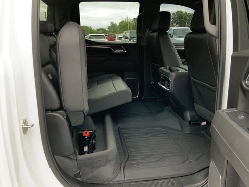 Used 2022 GMC Sierra 1500 SLT w/ SLT Premium Plus Package AWD/4WD image 65