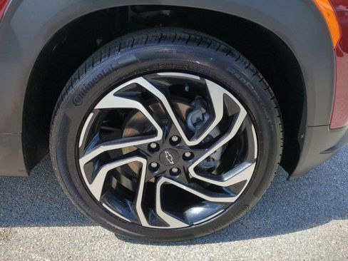 Used 2025 Chevrolet TrailBlazer RS w/ Convenience Package image 10