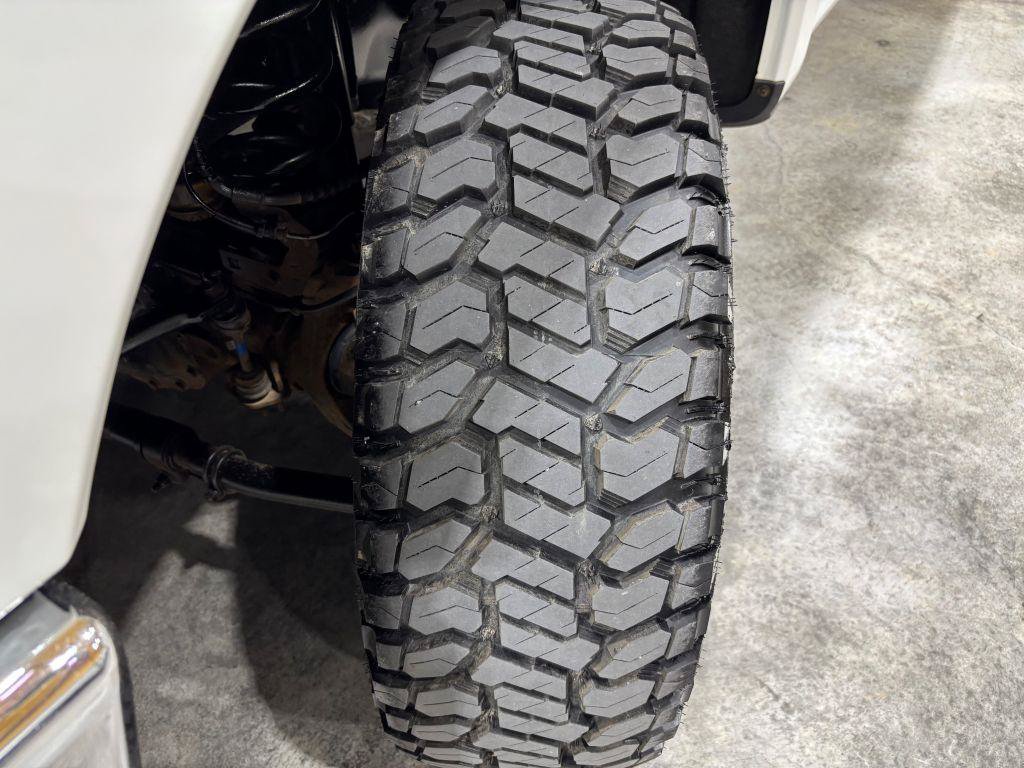 Used 2017 Ford F250 XL w/ Power Equipment Group AWD/4WD image 27